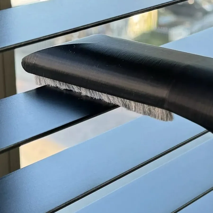 Soft EasySwift brush on a slat