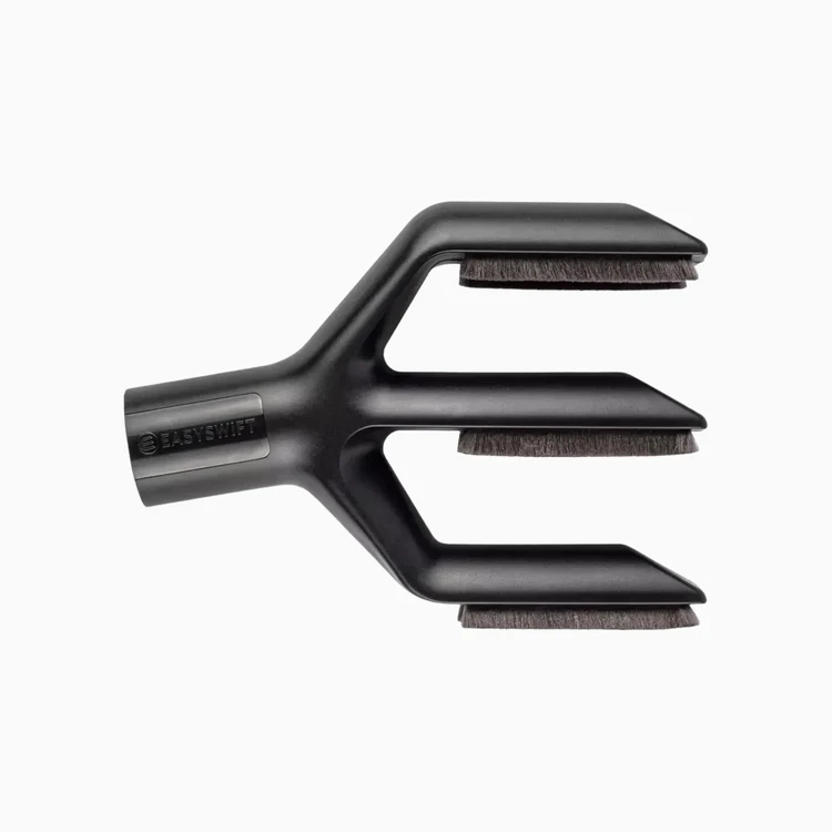 The EasySwift attachment with three brushes